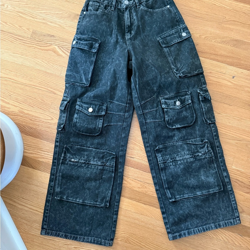 Fashion Nova Relaxed Cargo Design Jeans
